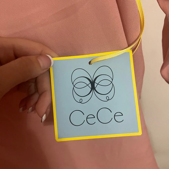 FINAL PRICE NWT Cece Dusty Rose on/off shoulder blouse with ruffled sleeves - Picture 5 of 6